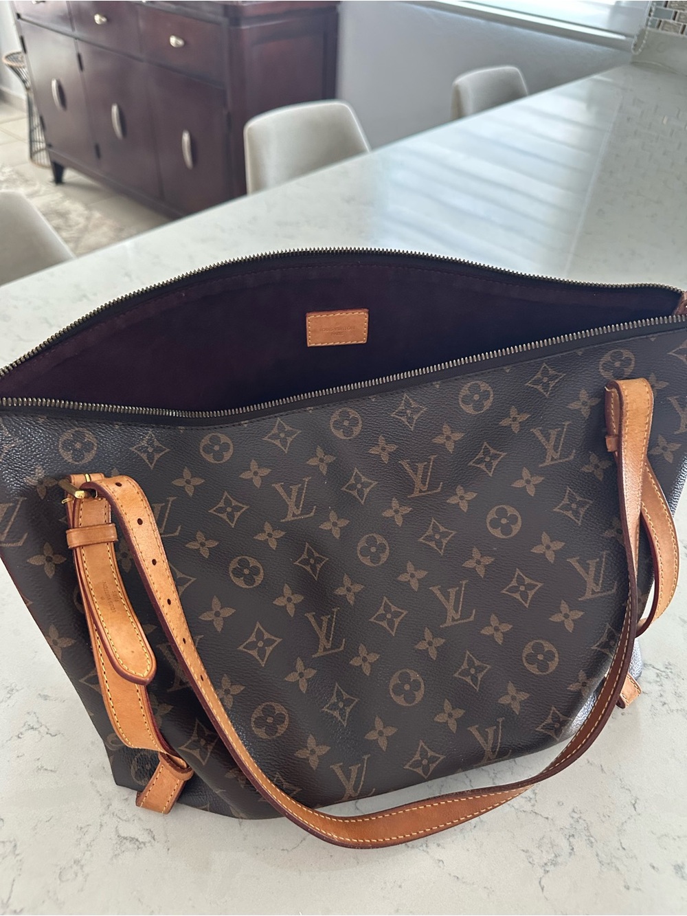 Authentic Louis Vuitton Monogram Canvas Brown Shoulder Tote
